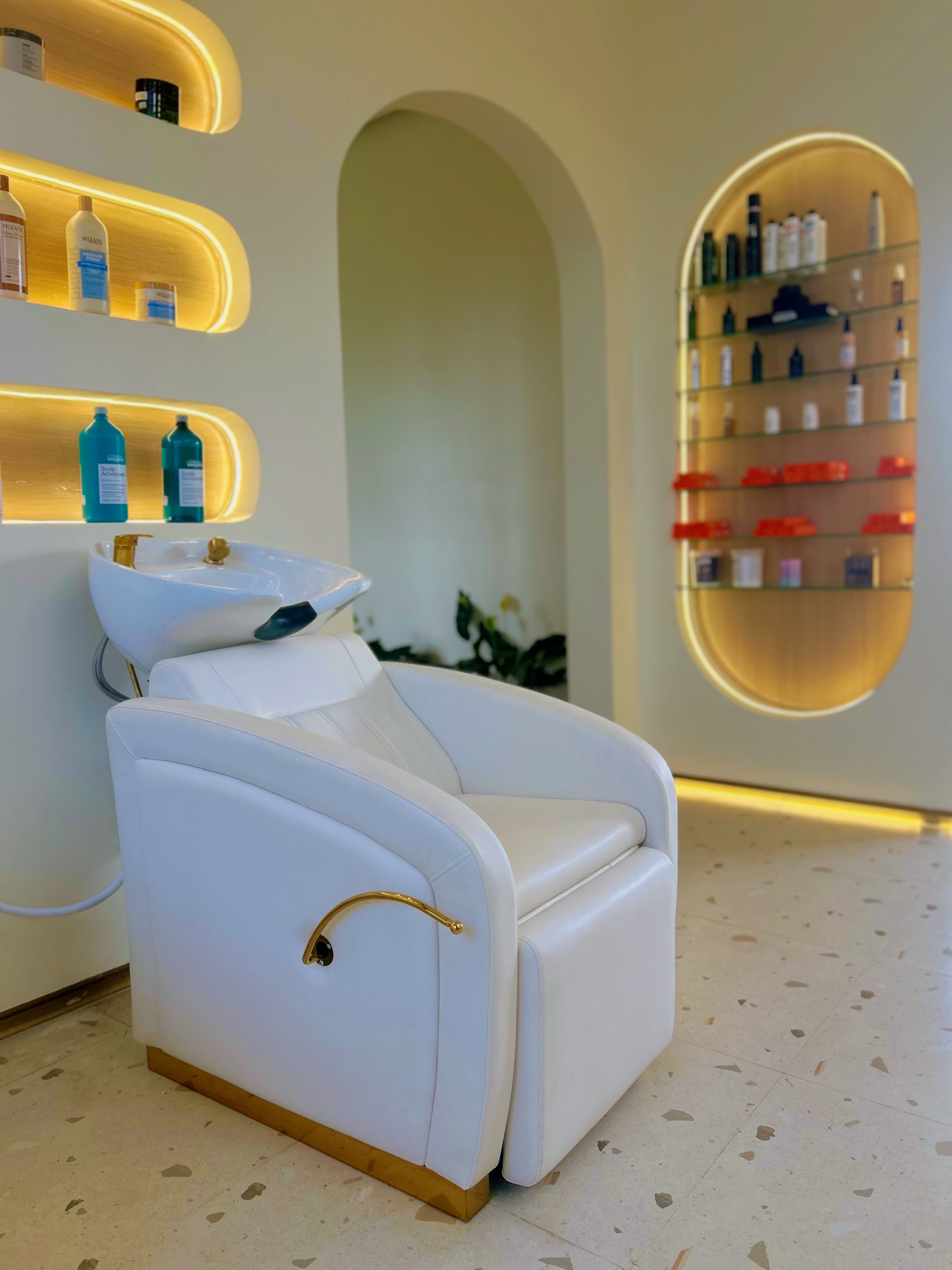 Rosslyn Beauty Haven Interior