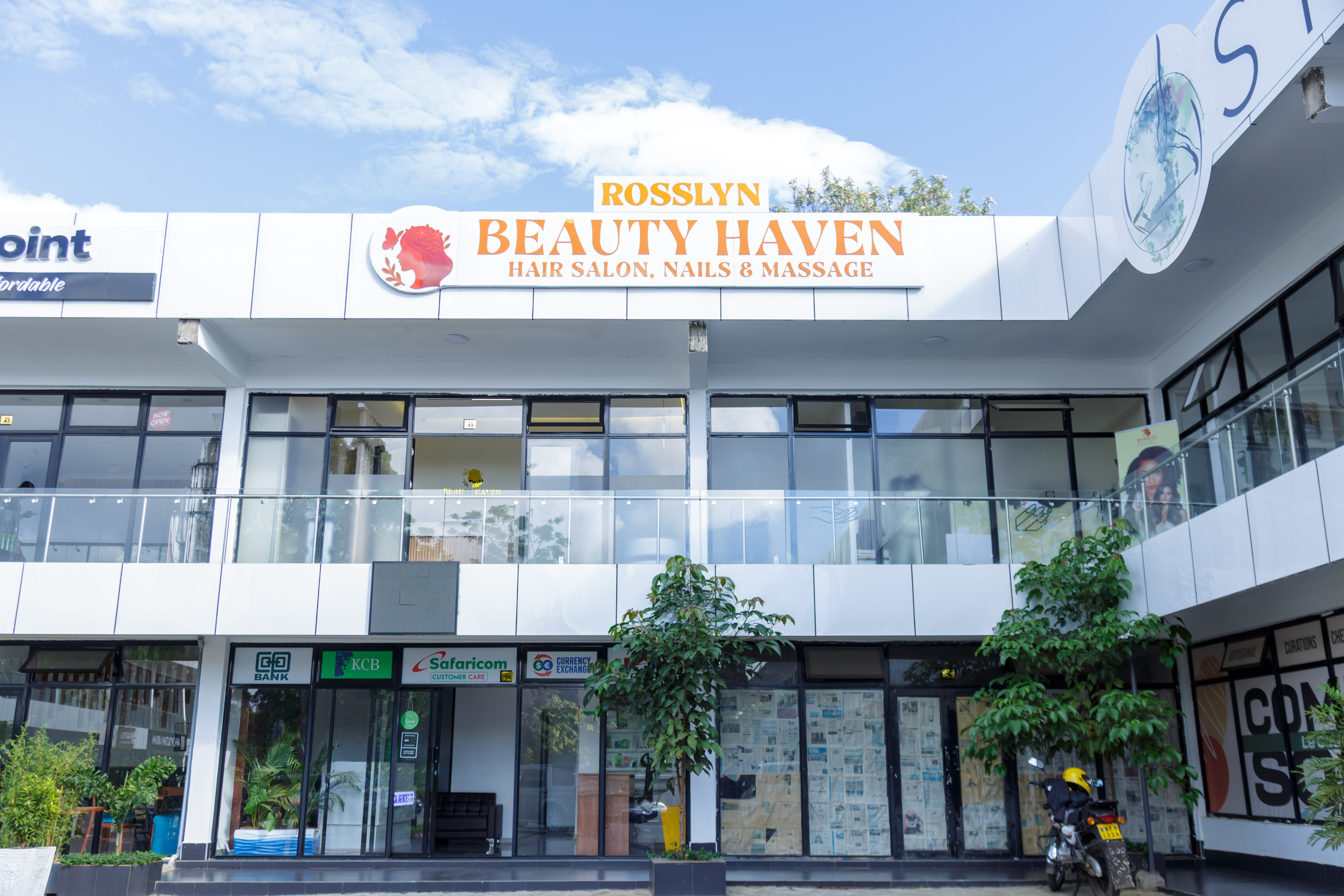 Rosslyn Beauty Haven Interior